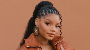 Halle Bailey, actriz de La Sirenita revela que se convirtió en madre.