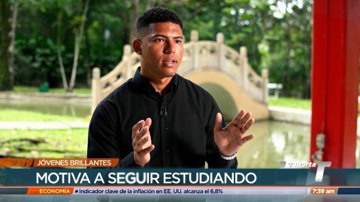 Jóvenes Brillantes: Carlos Cáceres, universitario que lucha contra la deserción escolar