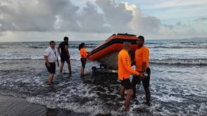 Llos voluntarios ambientales del Grupo Saracunde Pescas de María Chiquita, también participaron del rescate. Llos voluntarios ambientales del Grupo Saracunde Pescas de María Chiquita, también participaron del rescate.
