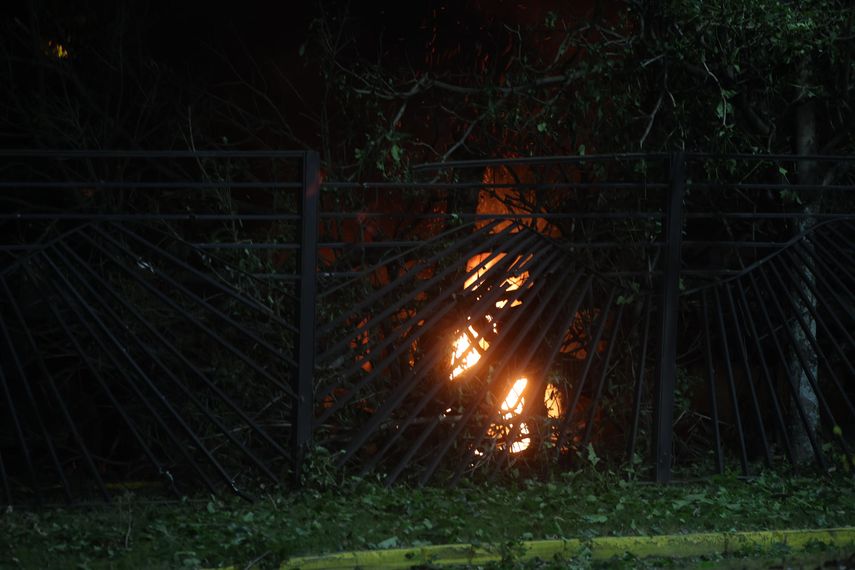 Fuertes explosiones impactan ciudades de Venezuela y Gobierno denuncia a Estados Unidos.