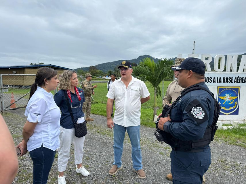 Gobierno se reúne con dirigentes en Chiriquí Grande por crisis en Bocas del Toro