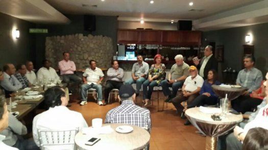 Martinelli se reúne con su bancada, pide que Pinilla se declare impedido