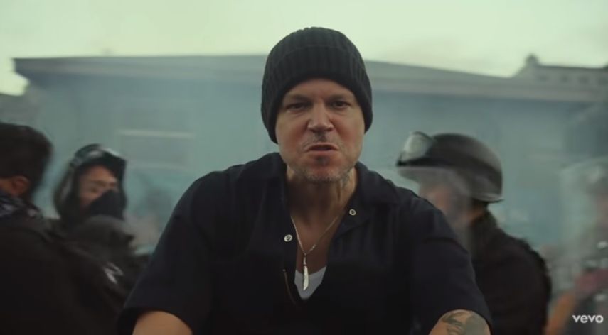 Residente impacta con nuevo tema sobre la colonización