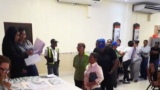 PP y FAD realizaron congresos este domingo