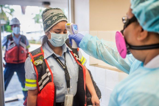 Canal de Panamá mantiene su tránsito protegiendo a su fuerza laboral