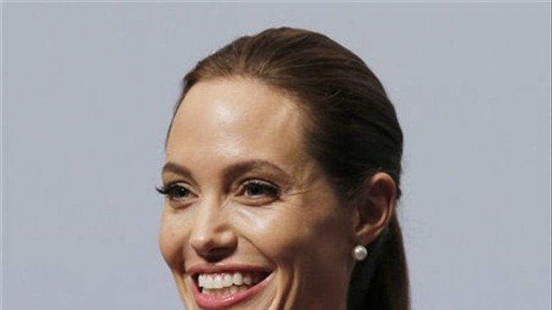 Japón: Jolie habla de violaciones en guerra