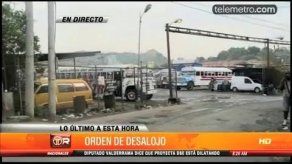 Video: Ordenan desalojar piquera de Veranillo