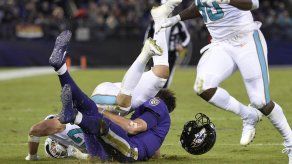 Flacco entrena con los Ravens y podría jugar contra Titans