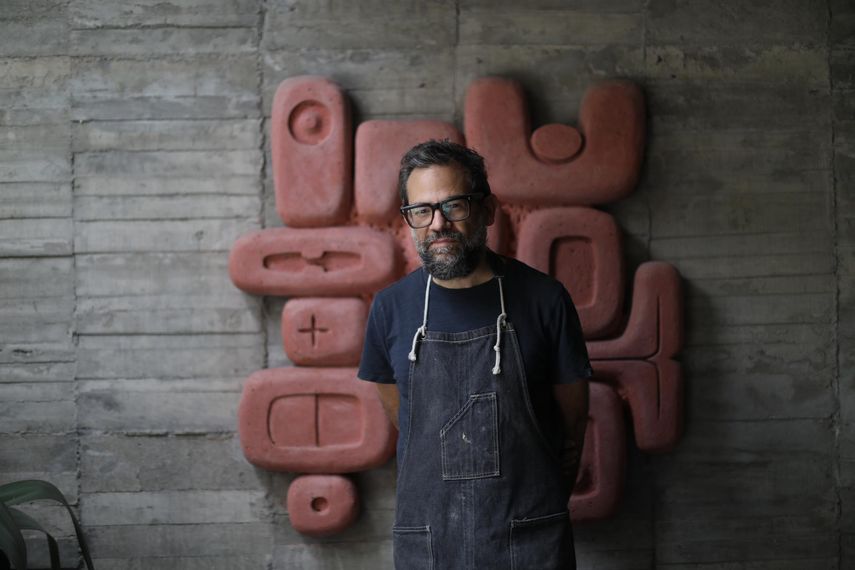 El escultor Pedro Reyes.