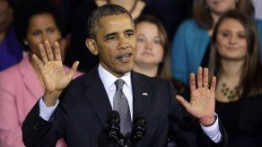 Obama se disculpa por seguros de salud cancelados