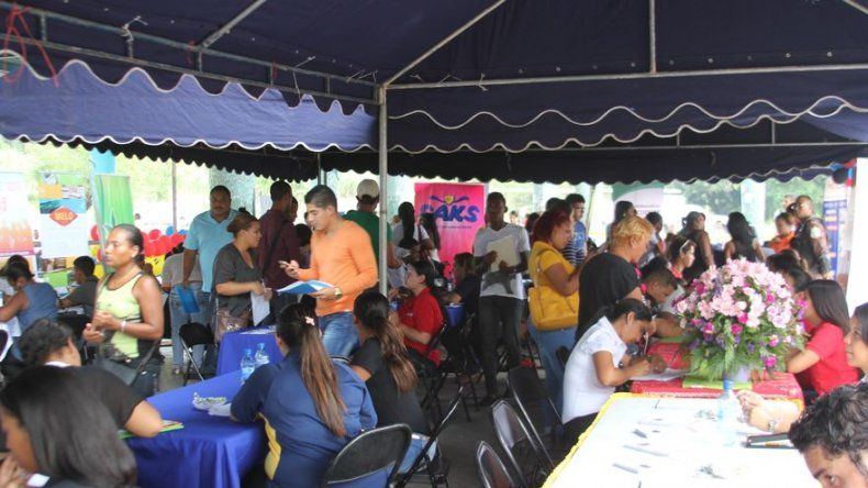 723 personas fueron insertadas en el mercado laboral tras feria de empleo