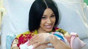 Cardi B y Offset reciben con alegría a su nuevo bebé
