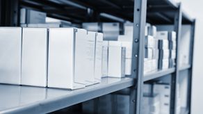 Además, se busca dar asistencia a laboratorios para ganar participación de mercado y la atracción de fabricantes extranjeros de medicamentos genéricos para hacer de Panamá, su base de fabricación en la región.