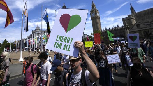 Algunos grupos advirtieron que realizarán más protestas en el otoño para obligar al Parlamento a paralizarse.