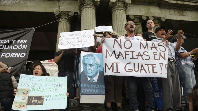 Corte de Constitucionalidad frena antejuicio a Presidente