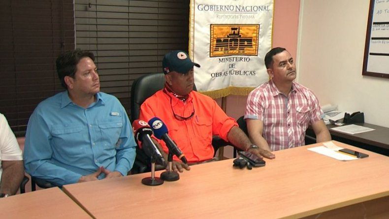 De la Iglesia: A la medianoche se espera llegue el agua a las primeras casas de la red en Arraiján