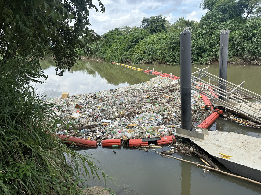 Fuertes lluvias arrastran gran cantidad de desechos&nbsp;