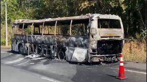 Migración suspende traslado de migrantes hacia Gualaca tras incendio de bus