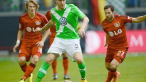 Bayer Leverkusen cae goleado y deja al Paderborn como líder