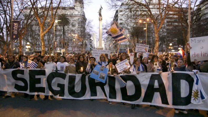 Homicidios aumentan 8,5% en Uruguay en primer semestre respecto a 2014