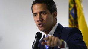 Guaidó dice que busca que sanciones de EEUU no afecten al pueblo venezolano