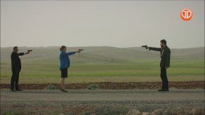 Miran y Fusun cara a cara.