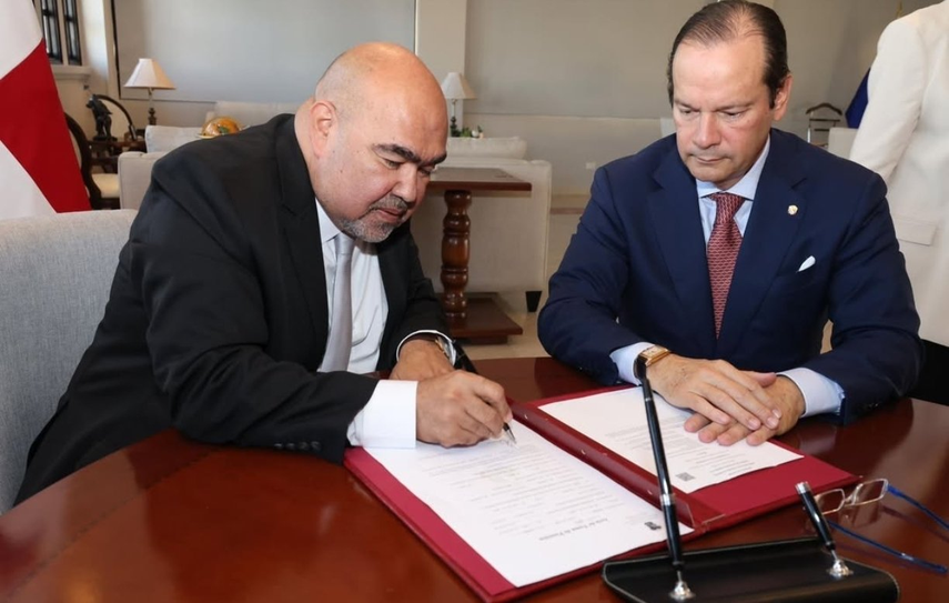 Presidente Mulino destituye al embajador de Panamá en Jamaica