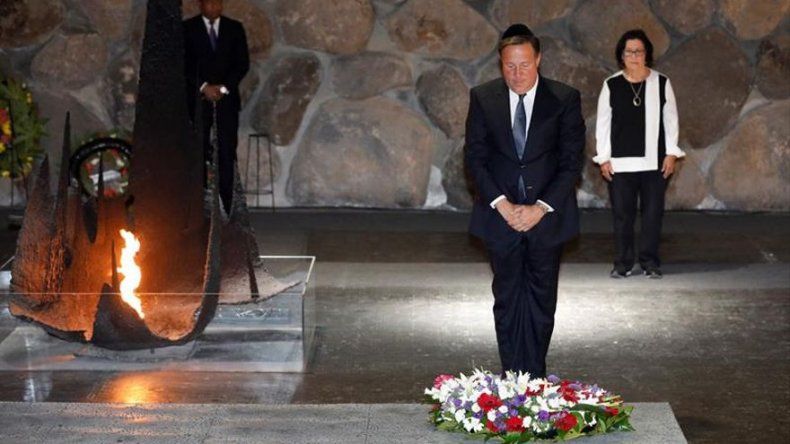 Varela recuerda la memoria de millones de judíos en Museo del Holocausto