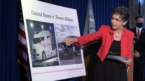 Milton se declaró inocente de los cargos por fraude y fue puesto en libertad bajo una fianza de 100 millones de dólares.