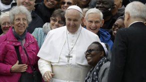 Papa a prensa extranjera: usen su poder para buscar la verdad Papa a prensa extranjera: usen su poder para buscar la verdad