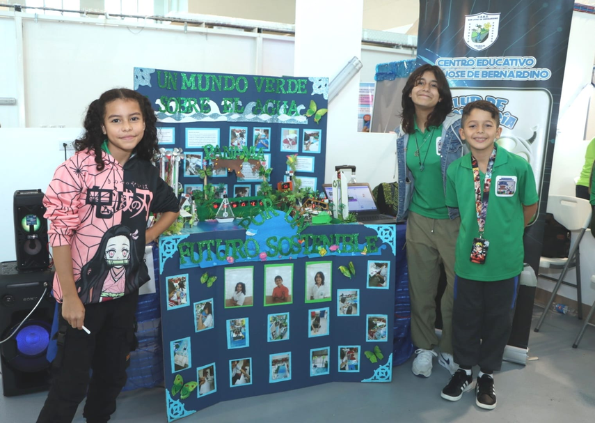 MEDUCA presenta a los representantes en la Olimpiada Mundial de Robótica