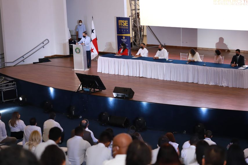 ITSE lanza su Escuela Digital. El presidente Laurentino Cortizo participó del acto.