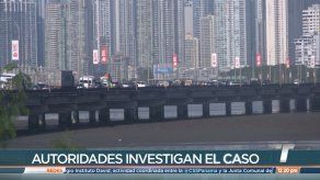 Encuentran supuesta droga en vehículo colisionado en el Corredor Sur Encuentran supuesta droga en vehículo colisionado en el Corredor Sur