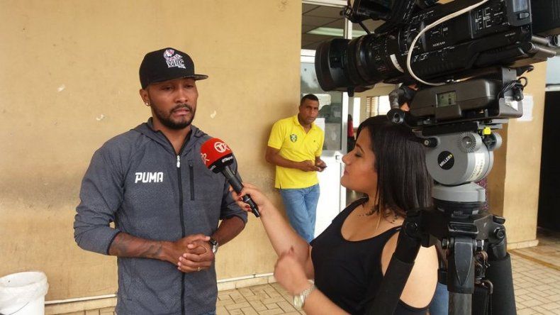 Chemito Moreno visita en hospital a sujeto que atropelló, su condición es estable