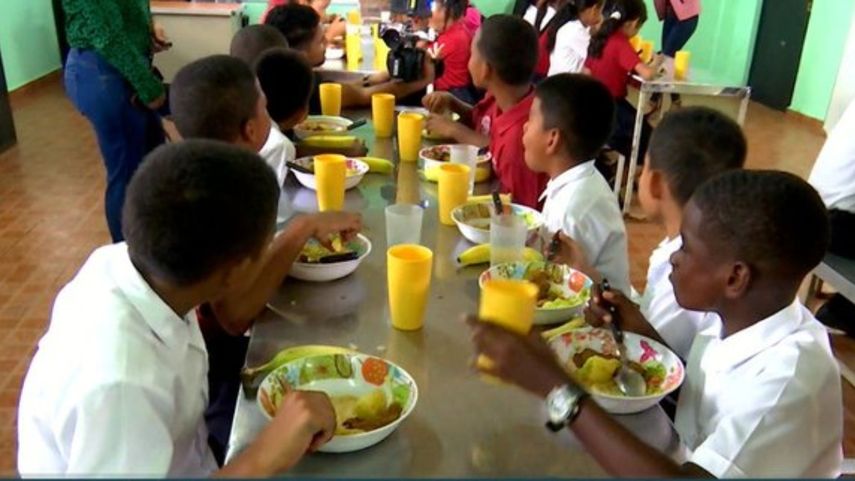 MEDUCA inicia el programa Estudiar sin Hambre