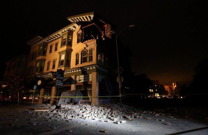 Fuerte sismo golpea California