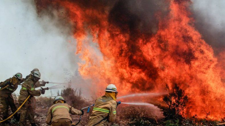 Portugal decreta tres días de luto nacional por las víctimas del incendio