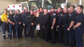 Homenaje a niño de 5 años que salvó de incendio a su abuela