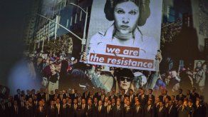 Carrie Fisher murió por apnea del sueño y otros factores