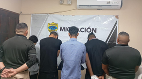 Migración detiene a 4 extranjeros en puesto de control en San Isidro.