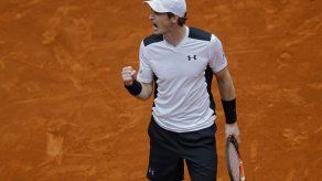 Andy Murray consuma remontada ante Stepanek y pasa a segunda ronda en París
