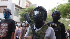 Los militares de Birmania justifican el golpe de Estado por un supuesto fraude en las elecciones del pasado noviembre