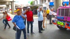 Cierres en la 5 de Mayo, jubilados piden aumento