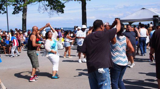 Los puertorriqueños con piel más oscura sufren peor salud, según un estudio