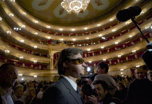 Director del Bolshoi regresa tras ataque