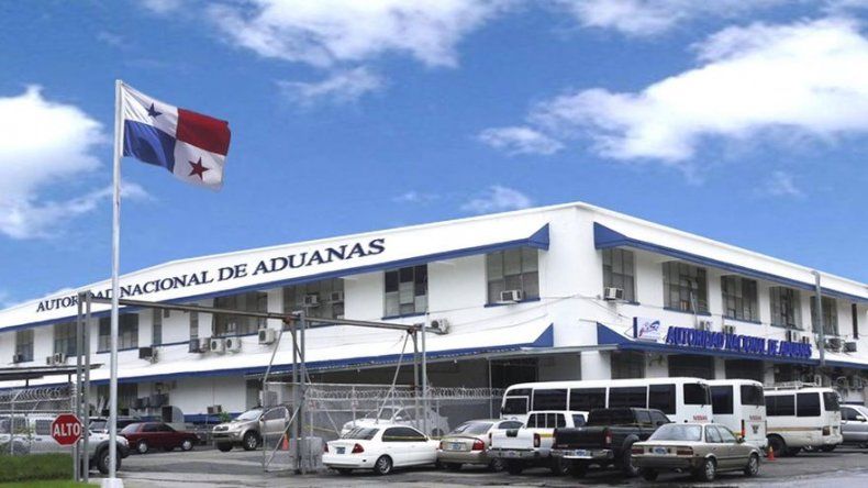 Realizan foro sobre Decreto de Gabinete que regulará normas aduaneras
