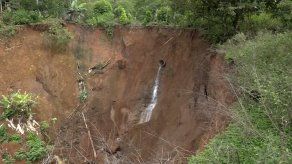 Tres familias en Gualaca temen colapso de sus viviendas por las lluvias