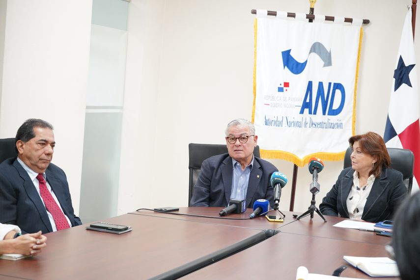 Contraloría apoyará a Descentralización con la revisión de las rendiciones de cuentas.