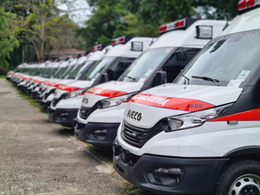 Nuevas ambulancias de la CSS.