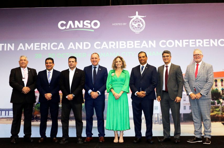Líderes de Aviación de Latinoamérica y el Caribe Redefinen el Futuro del Espacio Aéreo Regional en Panamá. Líderes de Aviación de Latinoamérica y el Caribe Redefinen el Futuro del Espacio Aéreo Regional en Panamá.